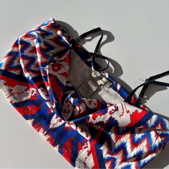 Hello Molly Vibrant Crop Top Medium - Picture 2 of 3